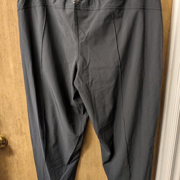 Calvin Klein Performance stretch pants - Picture 2 of 3